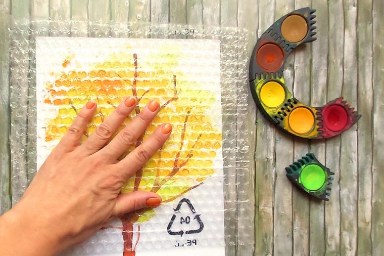 Malen Mit Kindern: Herbstbild Mit Apfelbaum – Handmade Kultur destiné Malen Mit Pinsel Und Farbe Kita