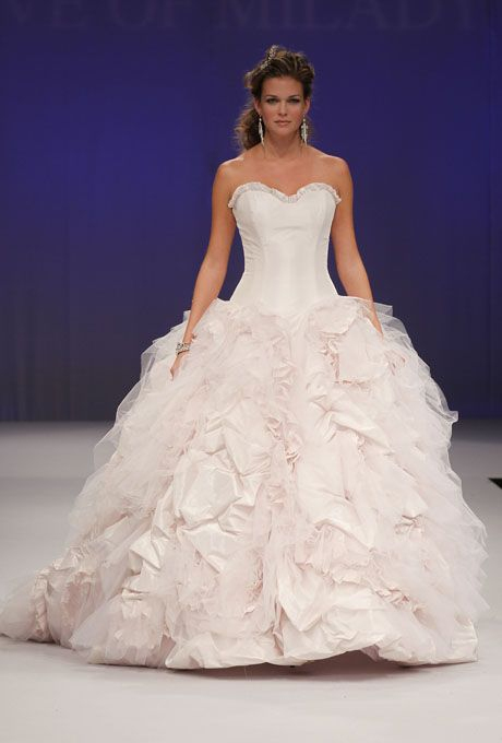 New Eve Of Milady Wedding Dresses Fall 2012 | Ball Gown avec Prinzessin Eve