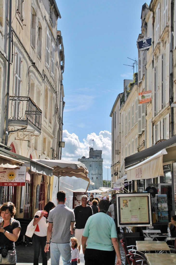 Photo À La Rochelle (17000) : – La Rochelle, 216543 avec Ovs La Rochelle 17000