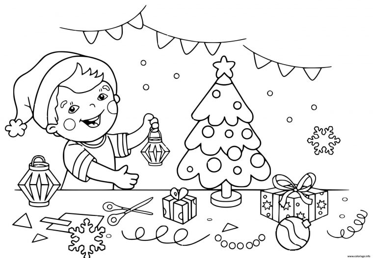 Coloriage Enfant Prepare Decoration De Noel Maternelle Dessin Noel concernant Dessin Pour Enfant A Imprimer