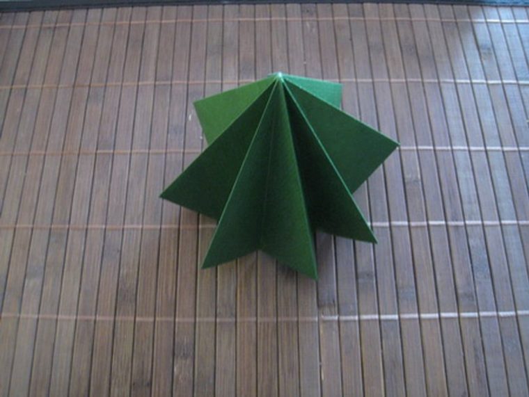 Etape 6 | Sapin De Noel, Origami Sapin De Noel, Noel pour Hugo L'Escargot Carte De Noel 3D