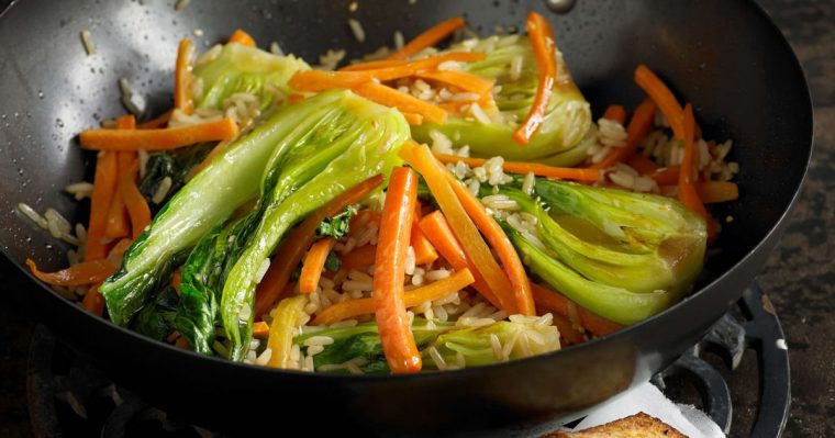 Gemüse-Wok Mit Reis Und Tofu | Migusto serapportantà Gemause Mit Y