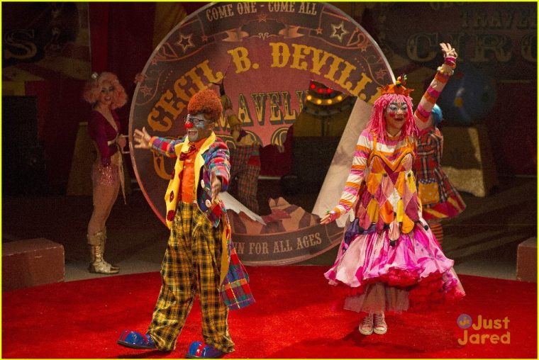 K.c. & Her Family Join The Circus In One-Hour Special Of 'K.c à Circus Music 1 Hour K.c. & Her Family Join The Circus In One-Hour Special Of 'K.c à Circus Music 1 Hour