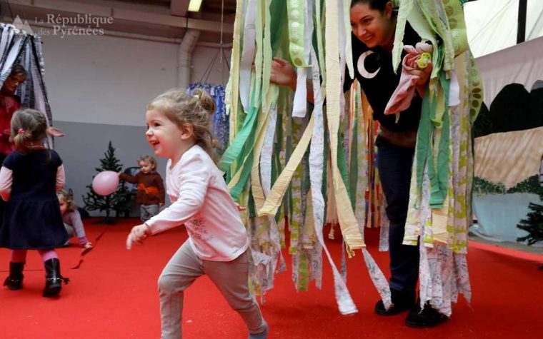 Le Festival Des Enfants, C'Est Ce Week-End À Pau – La République Des intérieur C Est La Parade Des Aliments