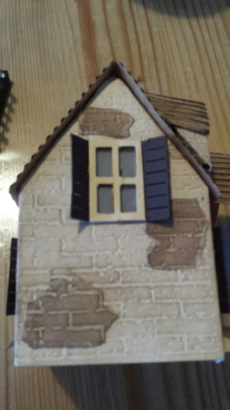 Pin Von Schalotte Breit Auf Häuser Aus Papier | Papier avec Pappiere Haus