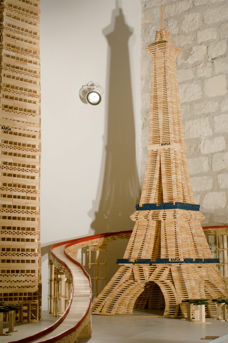 Tour En Kapla!! Tuto Du Château #1 dedans Construction Facile Kapla