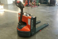 24 toyota electric pallet jack 8hbw23 manual pics 24 toyota electric pallet jack 8hbw23 manual pics