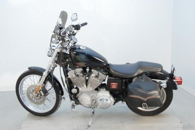 2002 Harley-Davidson Sportster 883 Custom XL883C Stock:P13144A