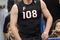 connor mcdavid long hair